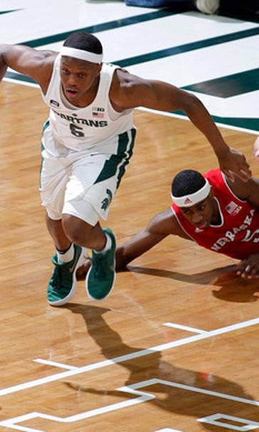 No. 3 Michigan St beats Nebraska 86-57 for 6th straight rout (Dec 03, 2017)
